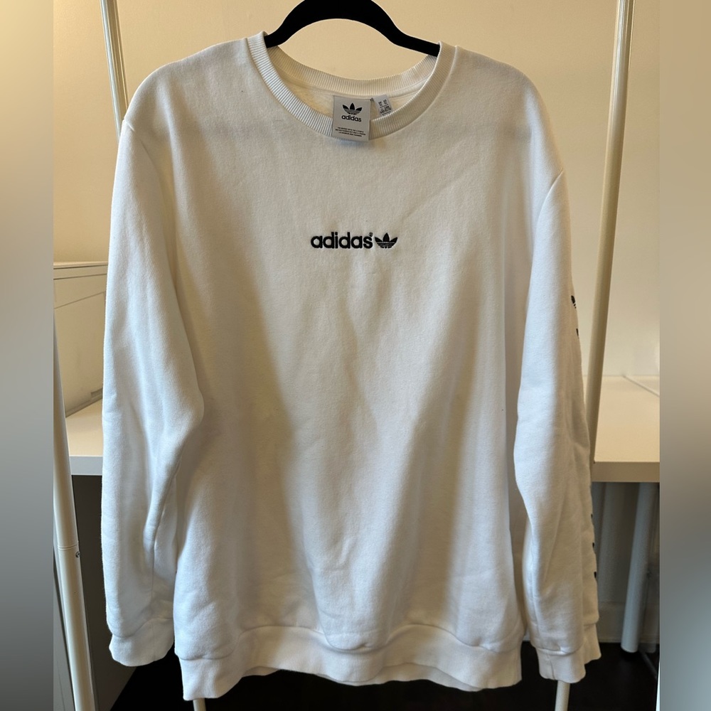 Adidas Sweatshirt